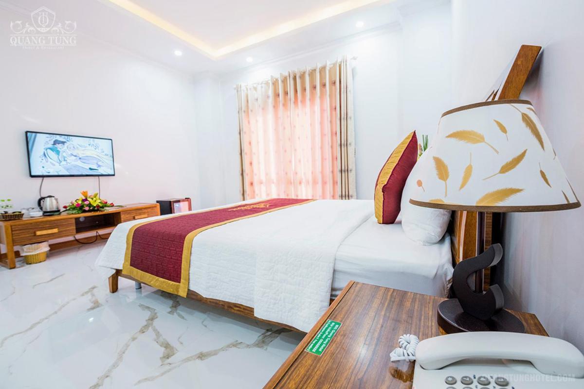 Quang Tung Hotel Dong Khe Sau Buitenkant foto