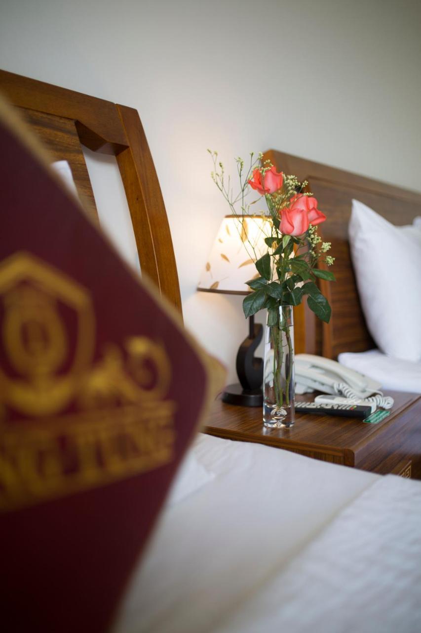Quang Tung Hotel Dong Khe Sau Buitenkant foto