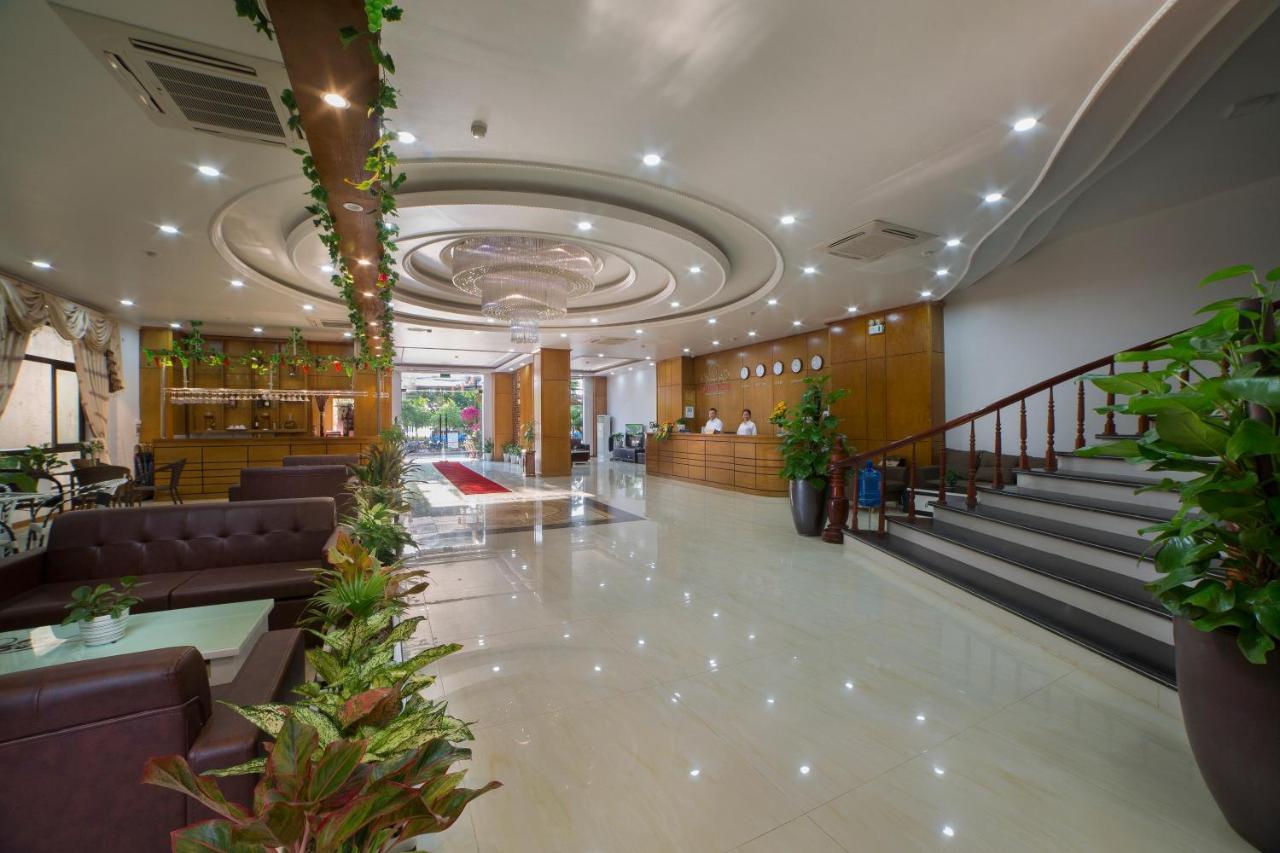 Quang Tung Hotel Dong Khe Sau Buitenkant foto